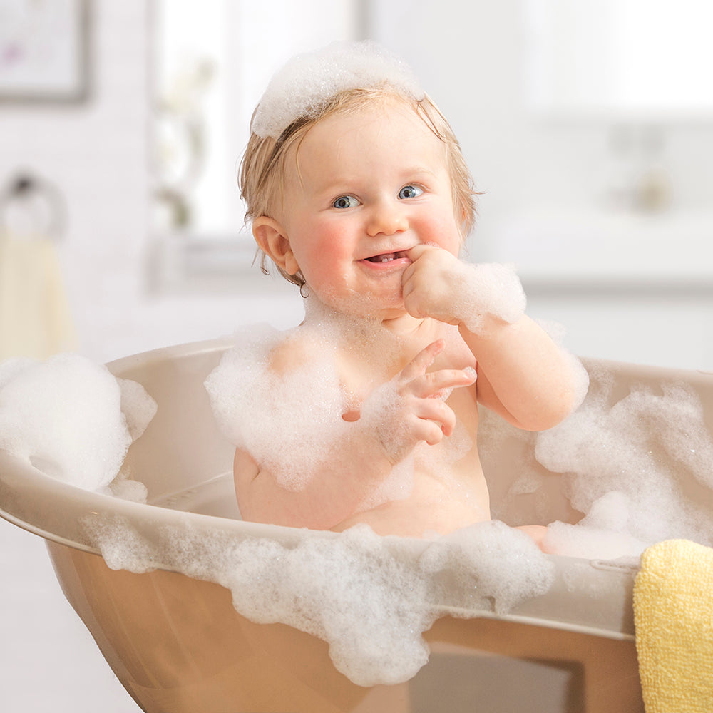 SPLISH SPLASH I'M TAKING A BATH