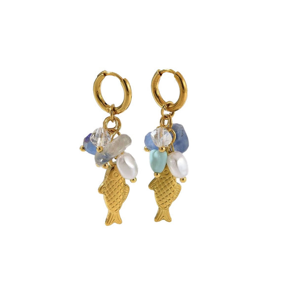 EARRING HUGGIE GOLD WITH BLUE BEADS, WHITE PEARLS AND GOLD FISH