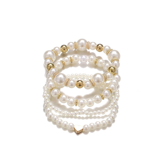 BRACELET 4 ROW PEARLS WITH GOLD DETAIL