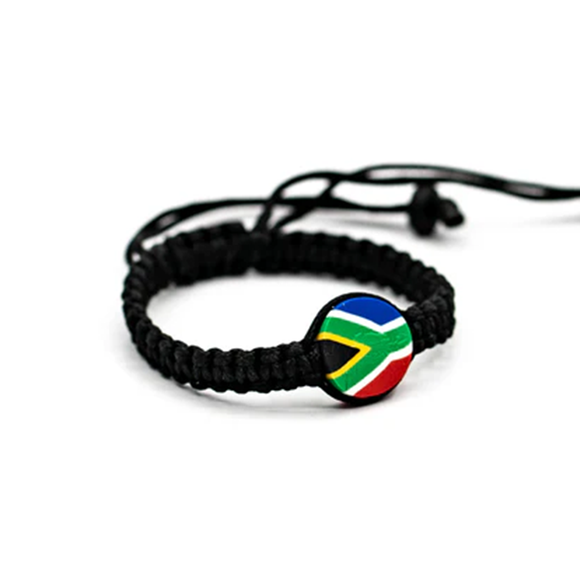 BRACELET PULL STRING BLACK CLAY ROUND SA FLAG CHARM