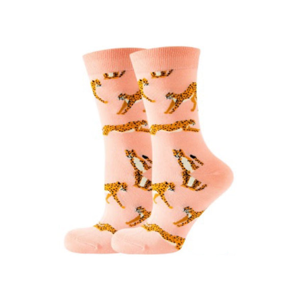 SOCKS WITH LEOPARDS ON PINK