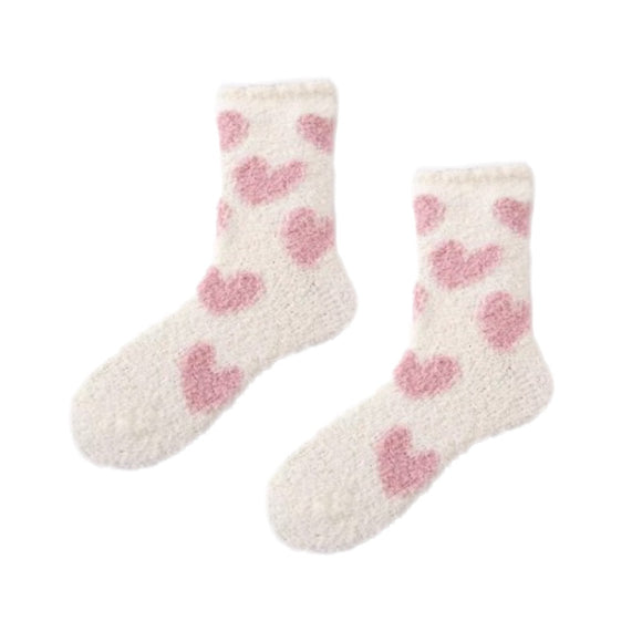 SOCKS FLUFFY PINK HEARTS ON WHITE