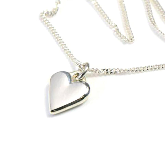 NECKLACE SILVER HEART ON CHAIN