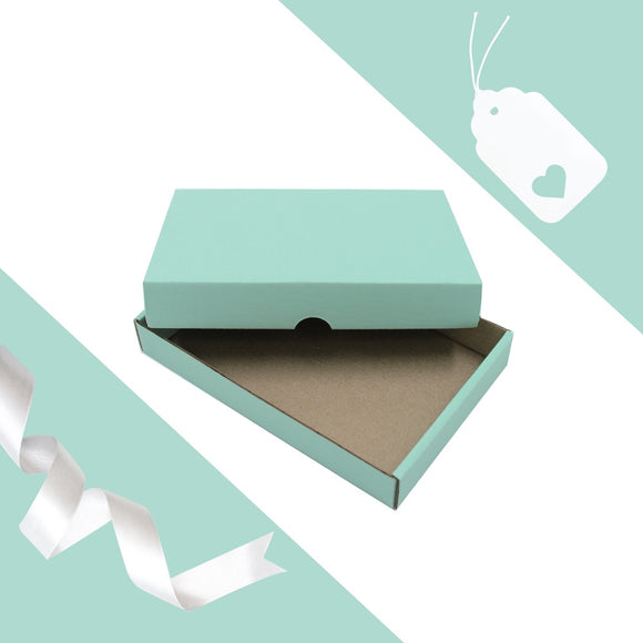 LARGE JEWELLERY GIFT BOX & TAG SAGE GREEN