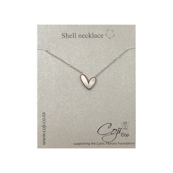 NECKLACE SHELL HEART SET IN SILVER ON SILVER CHAIN