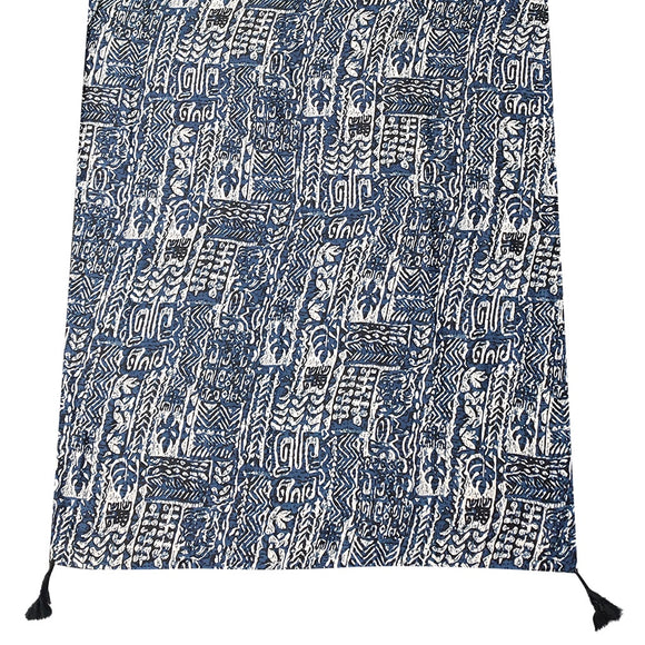SARONG WITH TASSELS BLUE AND WHITE MOTIVE
